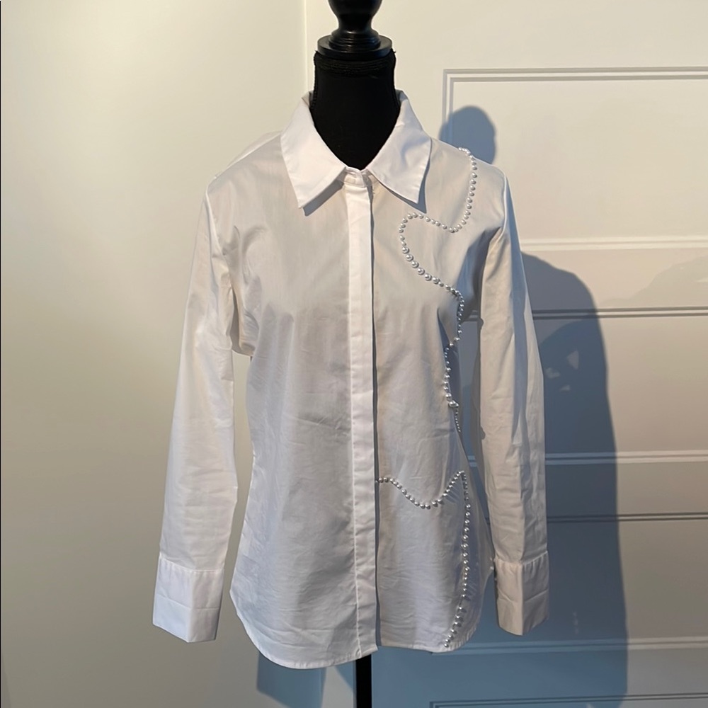 Leo & Ugo Elegant White Blouse with Pearl Detailing 120$ retail